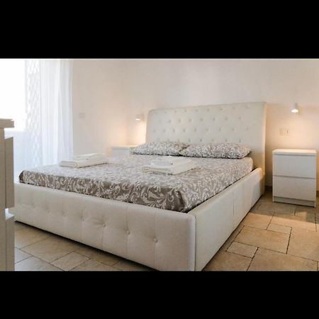 Pau Suite Home Fiumicino Exteriér fotografie